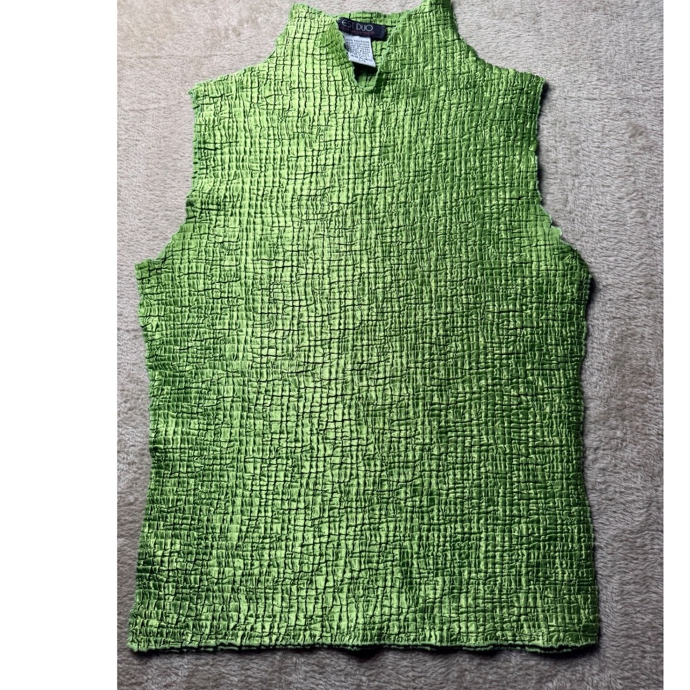 C'est  Duo Women Pleated Crinkle Mock Neck Sleeveless Top Large Y2K Fairycore